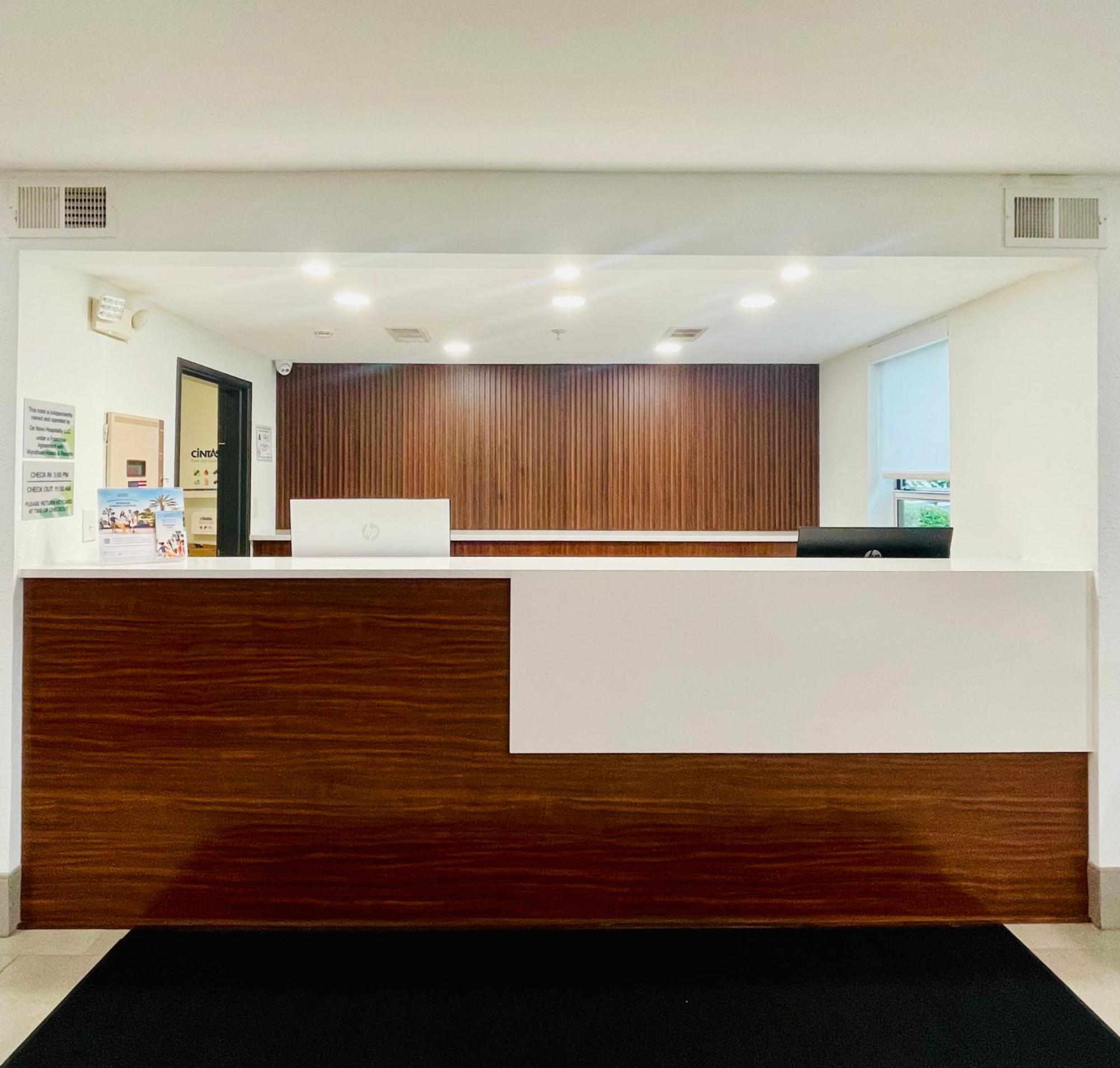 Wingate By Wyndham Matthews, Nc Hotel Buitenkant foto